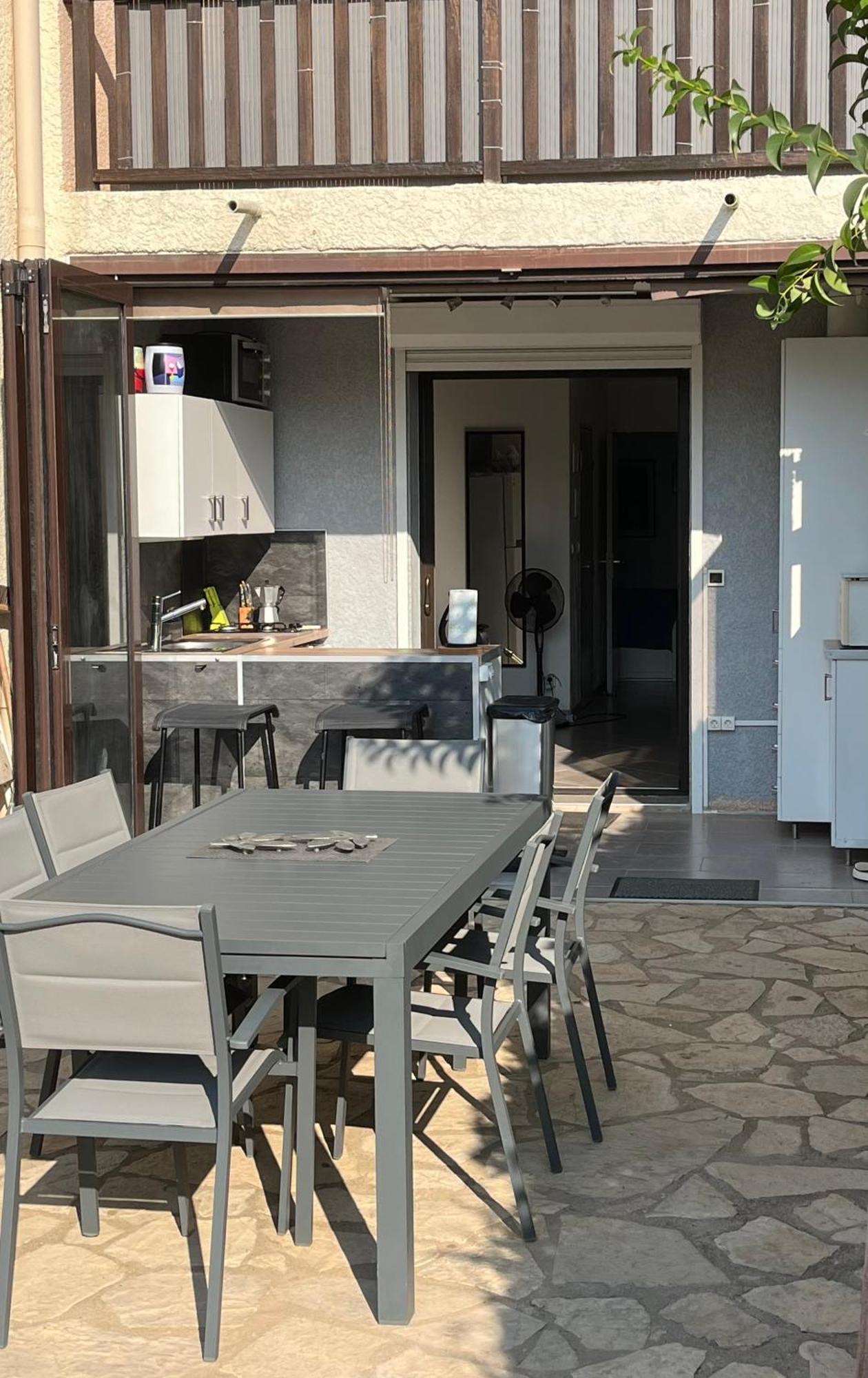 Calme Et Confort En Rez-De-Jardin La Londe-les-Maures Exterior foto